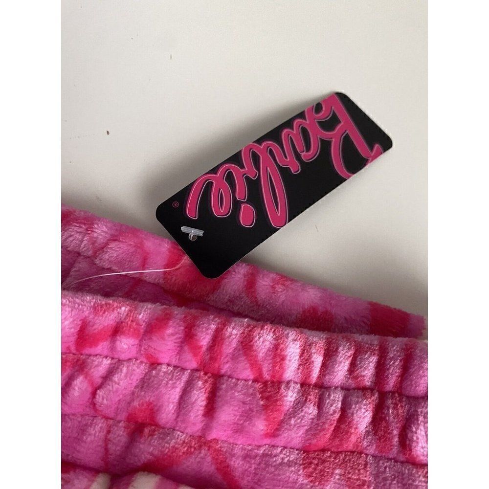 Barbie Apparel Women’s Sz L Hot Pink Logo Shorts Super Soft‎ With Pockets NEW - Picture 2 of 12